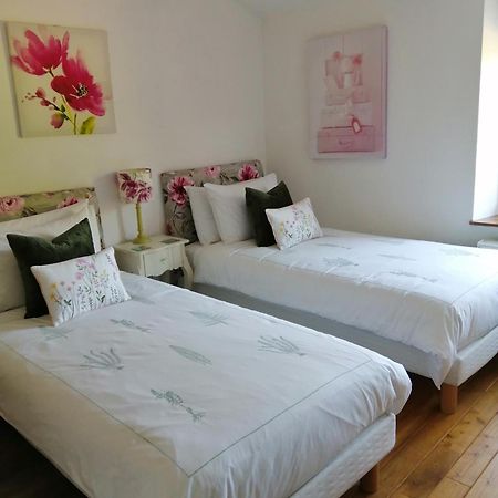 Le Grand Chemin De La Vie Bed & Breakfast Montcaret Exterior foto