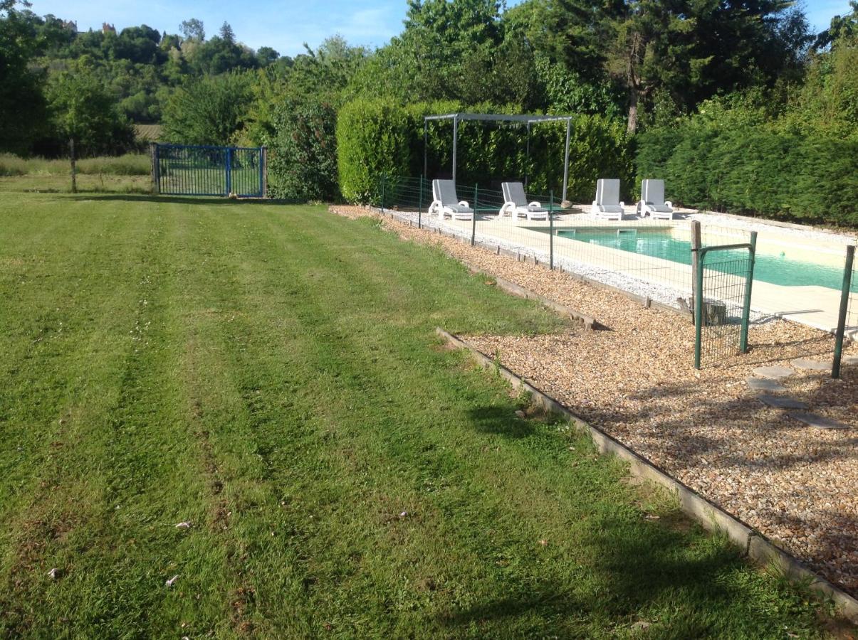 Le Grand Chemin De La Vie Bed & Breakfast Montcaret Exterior foto