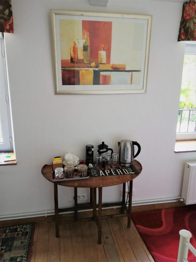 Le Grand Chemin De La Vie Bed & Breakfast Montcaret Exterior foto